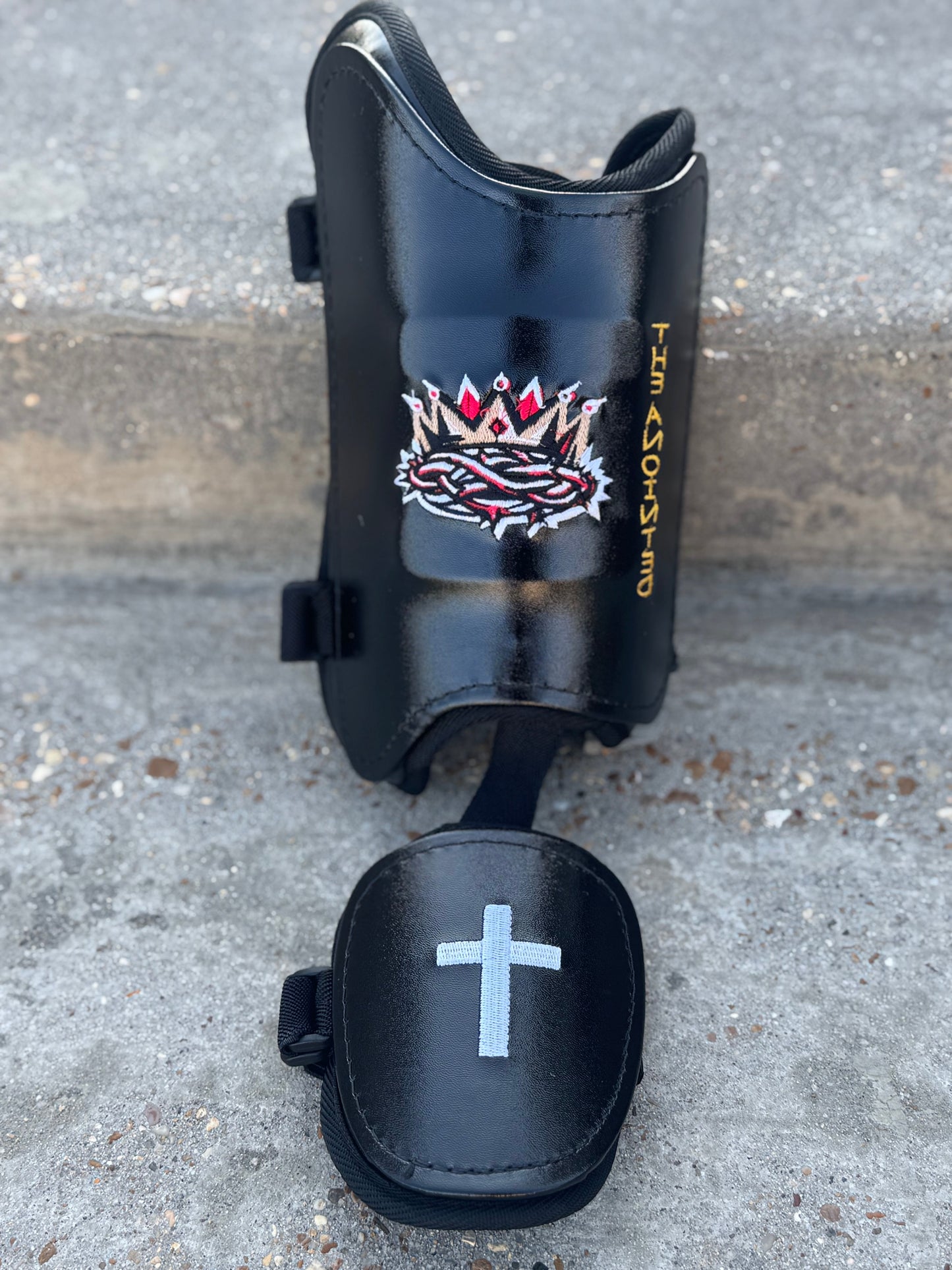 Leg Guard of Discernment
